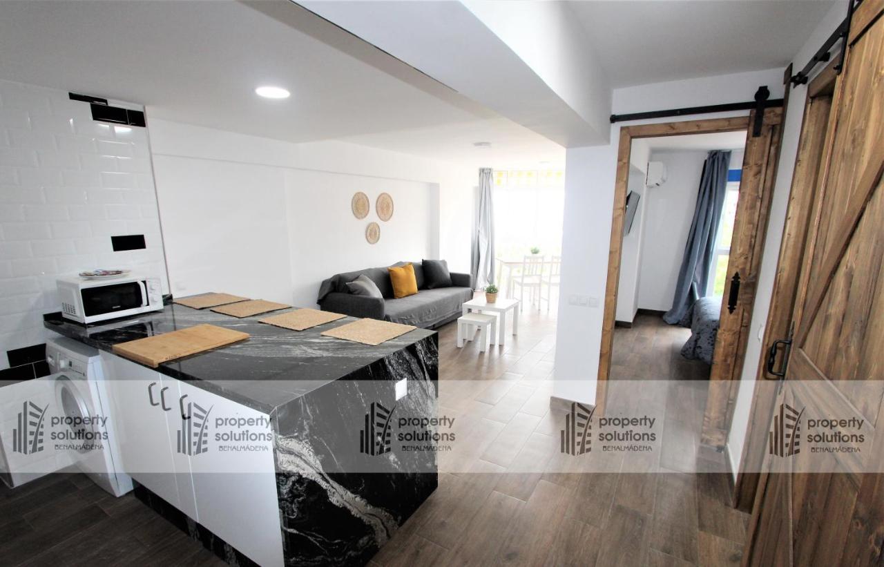 508 Piscis: Mountain-View Apartment with Pool Benalmadena Exterior photo