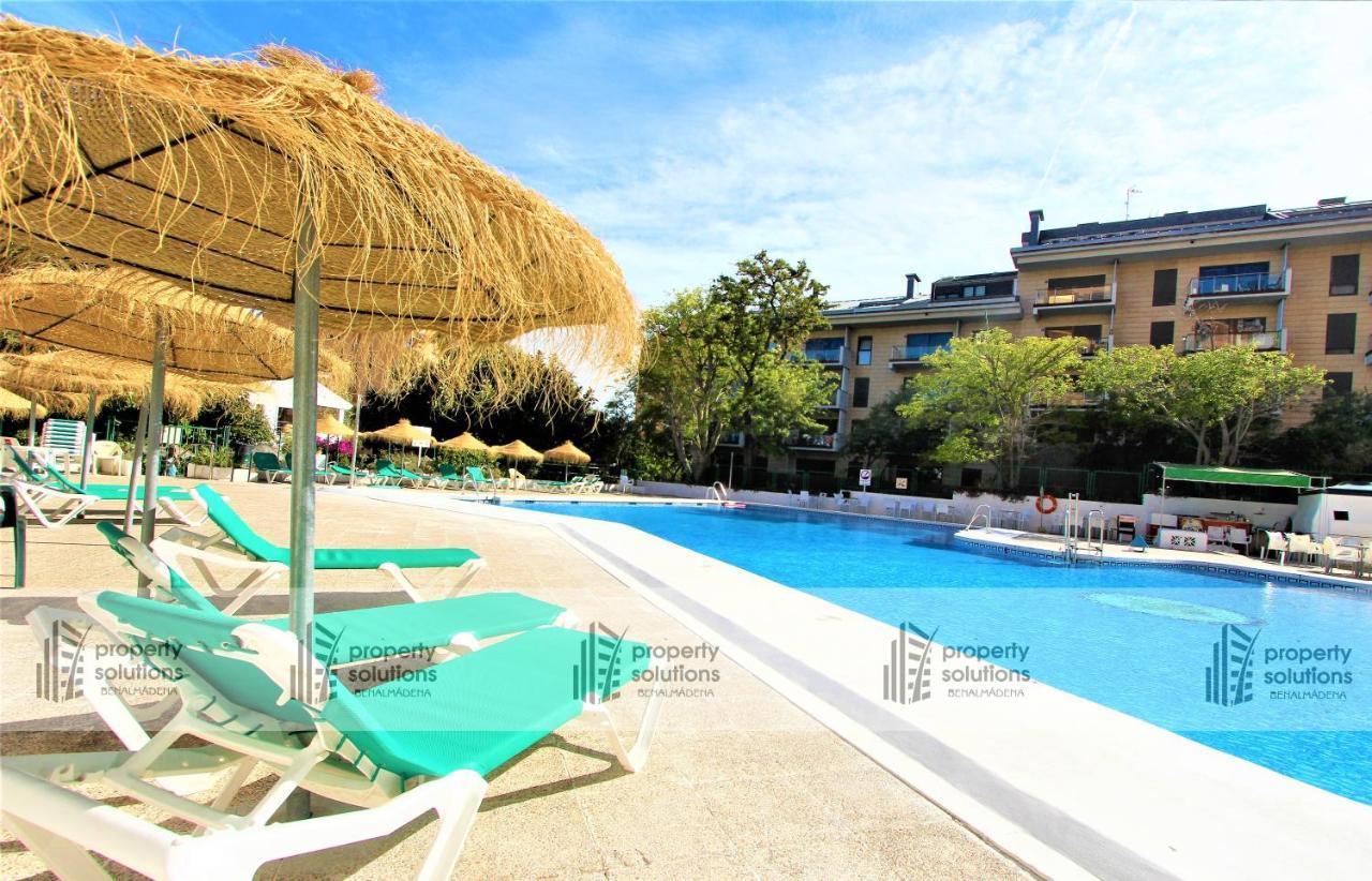 508 Piscis: Mountain-View Apartment with Pool Benalmadena Exterior photo