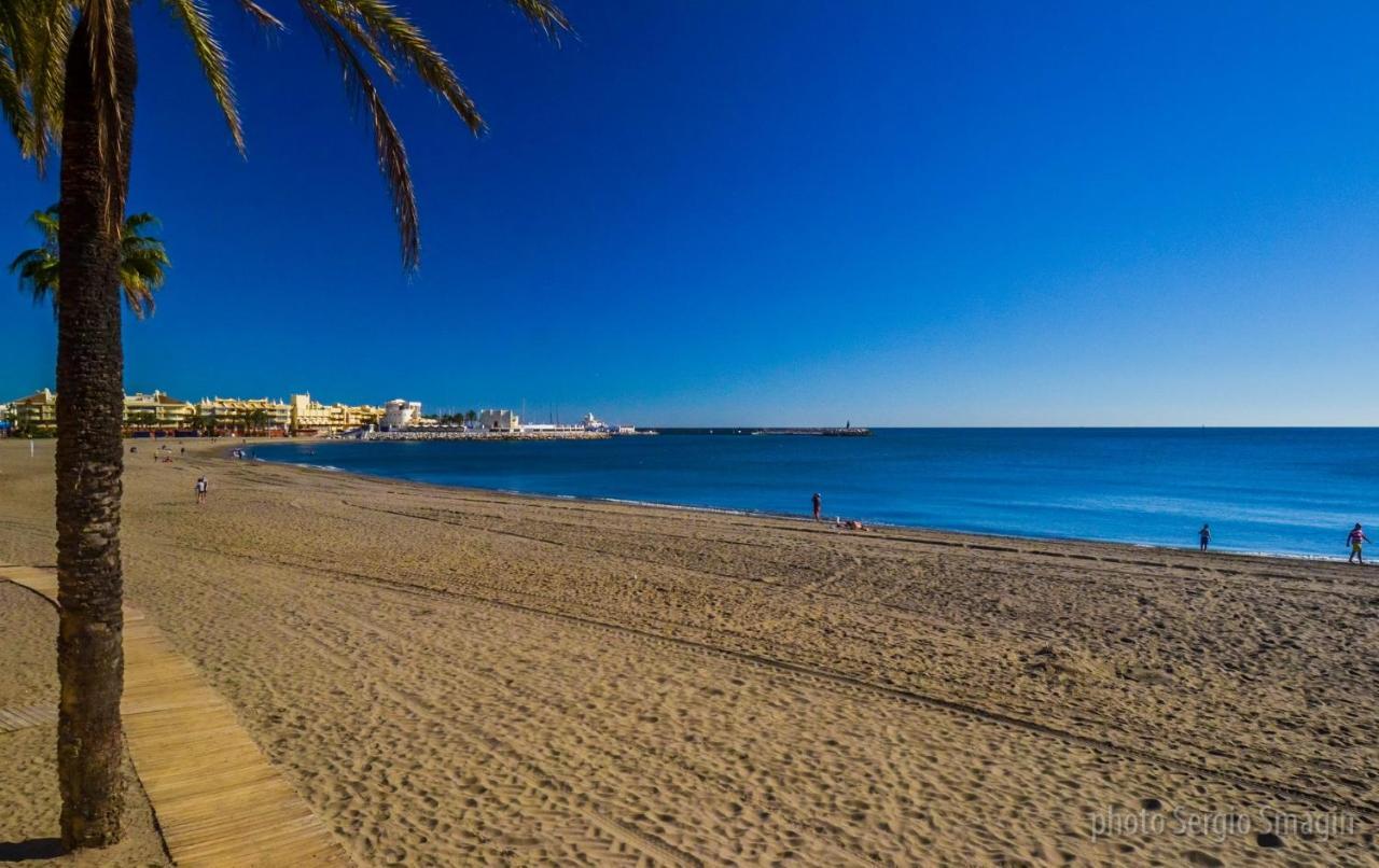 508 Piscis: Mountain-View Apartment with Pool Benalmadena Exterior photo